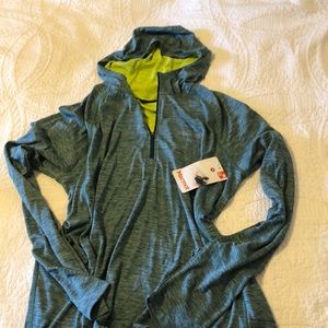 Light sweater Marmot NWOT